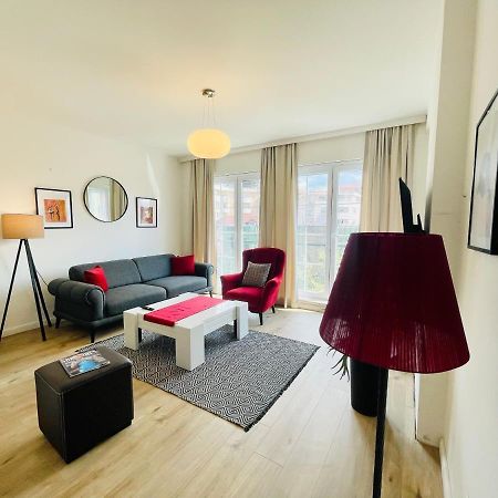 4 Llullat - City Center Apartment Pristina Exterior foto